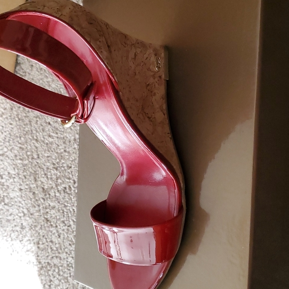 Gucci Wedges Authentic - Picture 5 of 9